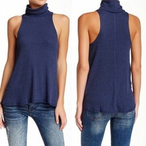 Free People cute top Brand NWT